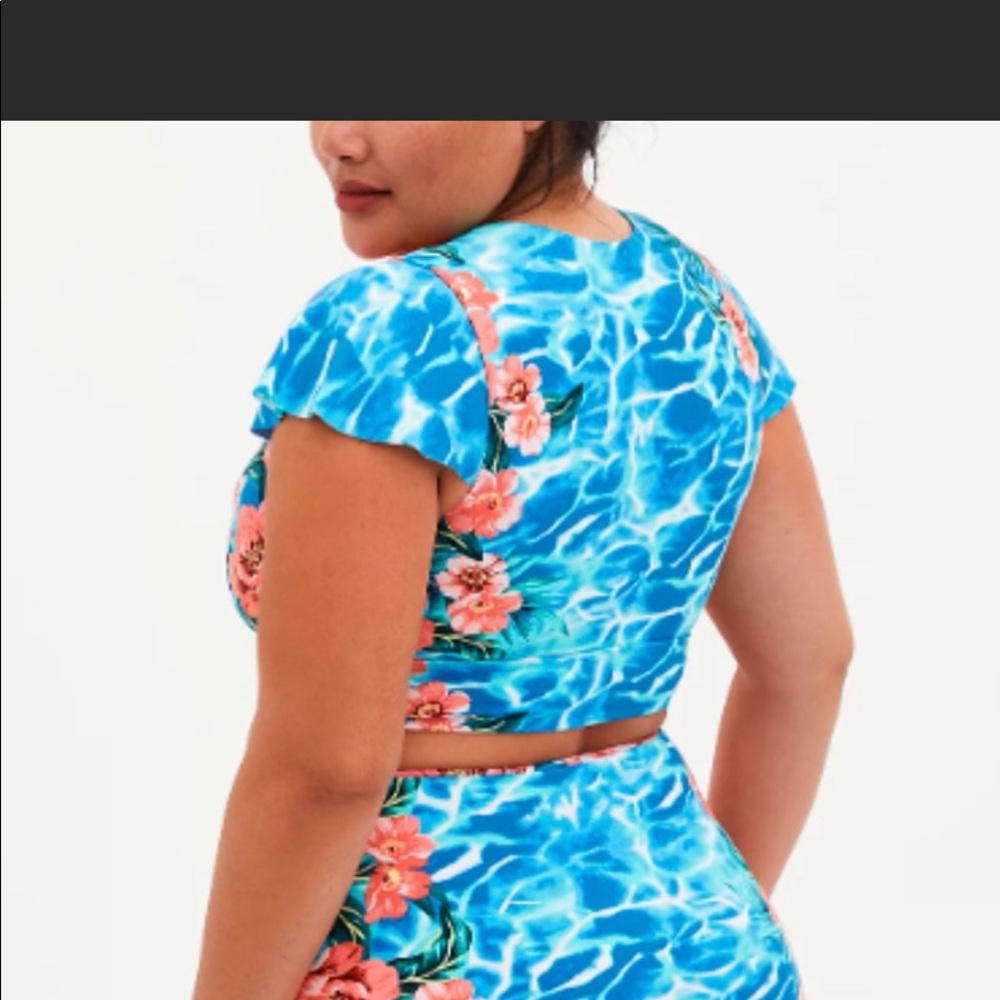 Torrid NWT 2 pcs. blue water floral bathing suit. - Picture 7 of 10